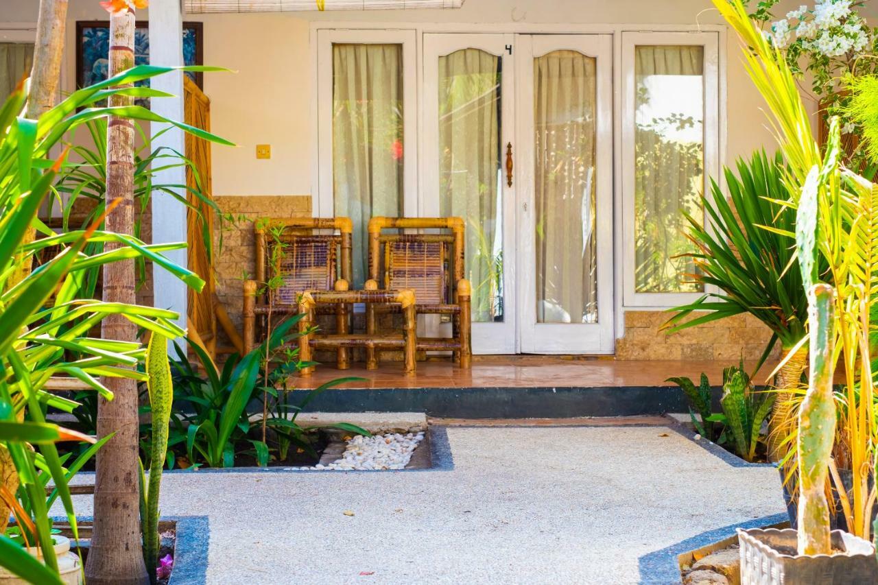 Oyo 1373 Chili Gili Hotel Gili Trawangan Exterior photo